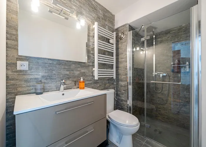 Le Calme A Nissa La Bella Appartement *